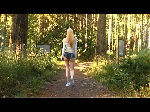 ❤️ 美女がゆっくり動く、ヌード動画ではありません ❤  at us ❌️